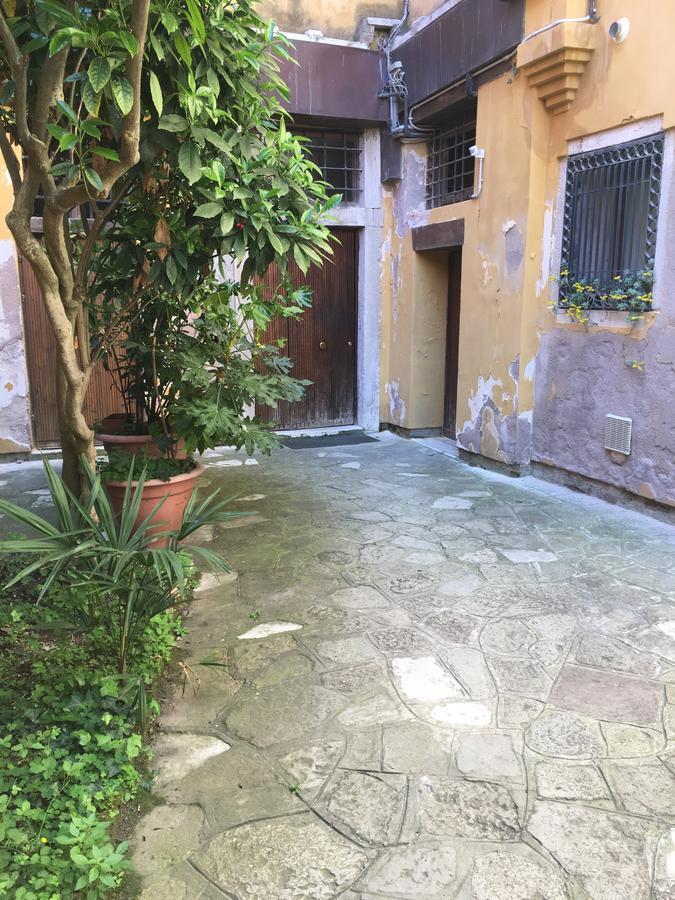 Appartamento Carbona Sconta Venedig Exterior foto
